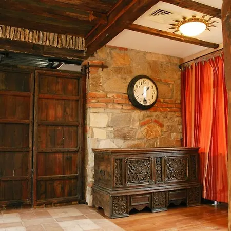 кастело сан марино 酒店