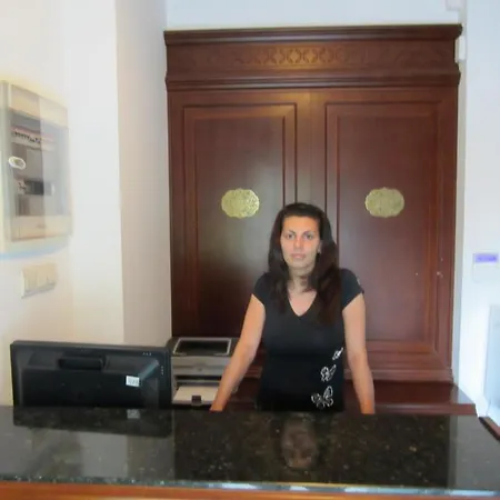 кастело сан марино Otel