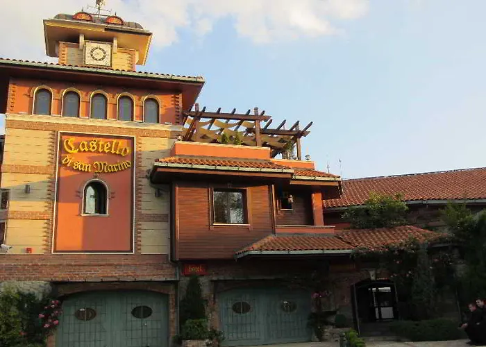 Hotel кастело сан марино